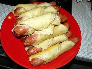 Zapiekane parówki w cieście francuskim
