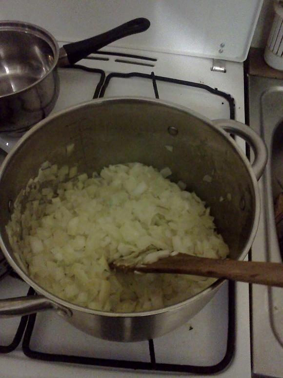 Zupa cebulowa z grzankami