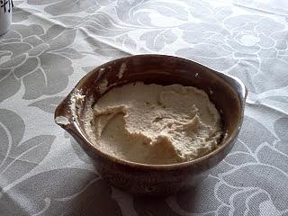 Hummus - pasta z ciecierzycy z Bliskiego Wschodu