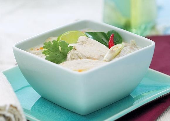 Zupa Tom Khaa Gai