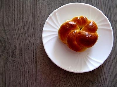 Turkish yeast rolls - poğaça