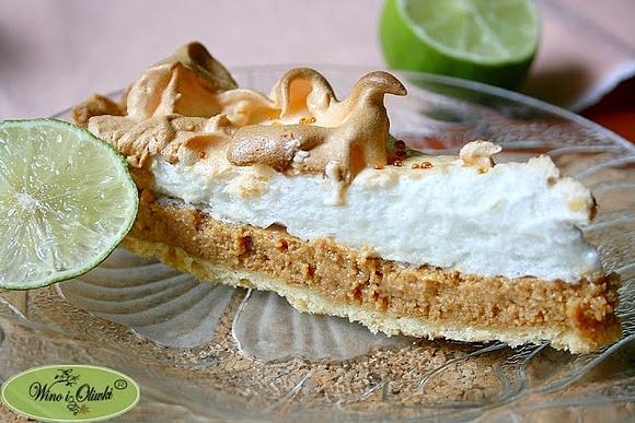 Tarta karmelowo-limonkowa z bezą