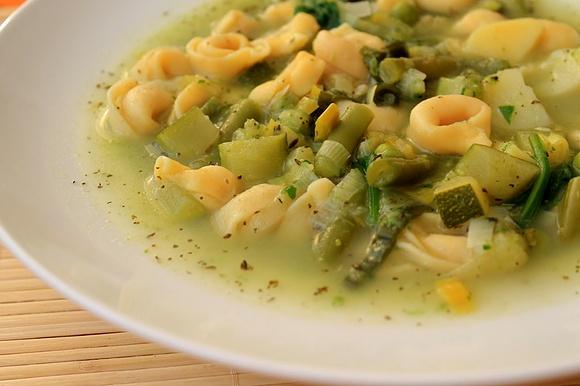Zupa z cukinii według Nigellissimy - zielona minestrone