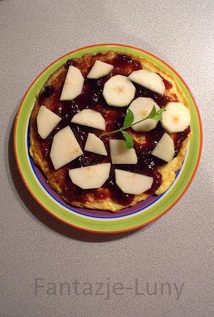 Dietetyczny omlet na śniadanie z kaszy jaglanej