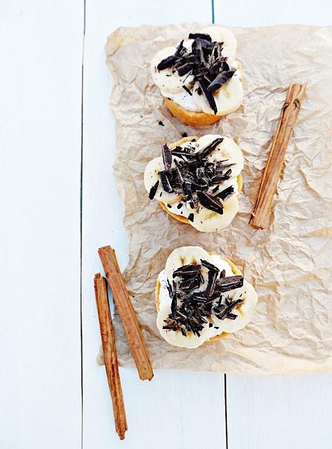 Banoffee Pie – ciasto bez pieczenia z bananami i masą kajmakową