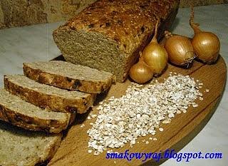 Chlebek piwno-cebulowo-jęczmienny owsiany