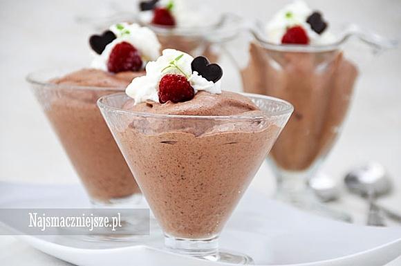 Mus czekoladowy ze śmietanką na Walentynki