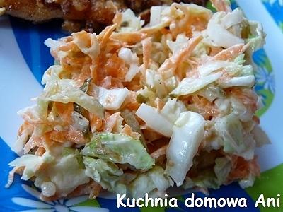 Surówka z kapusty pekińskiej z ogórkiem kiszonym