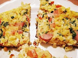 Ekonomiczny omlet z makaronem