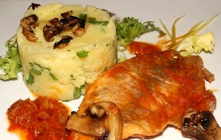Tilapia w sosie warzywnym na ciepło