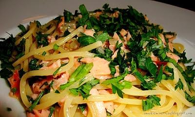 Spaghetti alla carbonara z łososiem