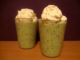Koktajl bananowy z kiwi