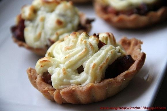 Tarteletki po wiejsku z puree ziemniaczano-serowym