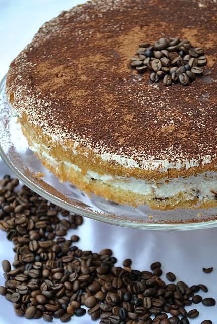 Tort tiramisu na urodziny