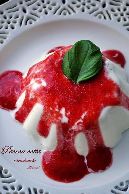 Panna cotta z truskawkami