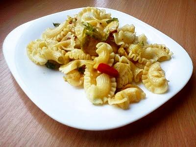 Makaron z brukselką od Liski