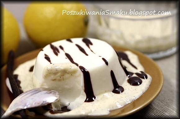 Cytrynowa panna cotta z sosem waniliowym i gorzką czekoladą