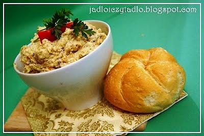 Pasta z pieczonej soczewicy