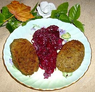 Soczewica kotleciki z buraczkami