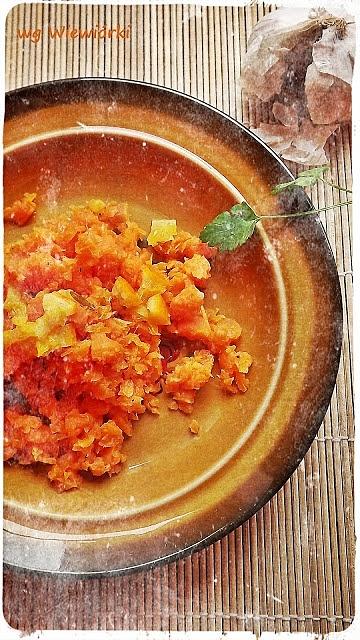 Marchewkowe purée z pomarańczami i czosnkiem