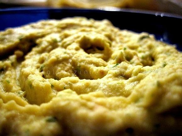 Pasta z ciecierzycy z nutą curry