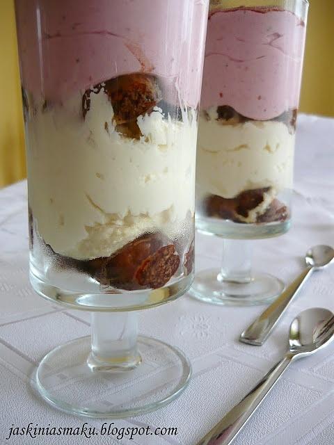 Tiramisu z białą czekoladą i truskawkami