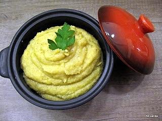Puree ziemniaczane z grochem i kapustą kiszoną