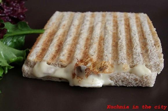 Chrupiące tosty à la Raclette