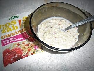 Owsianka malinowo-żurawinowa