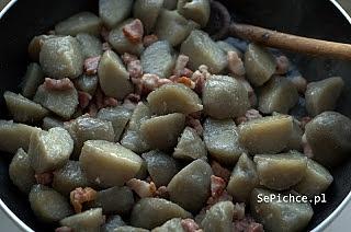 Kluski smażone z boczkiem