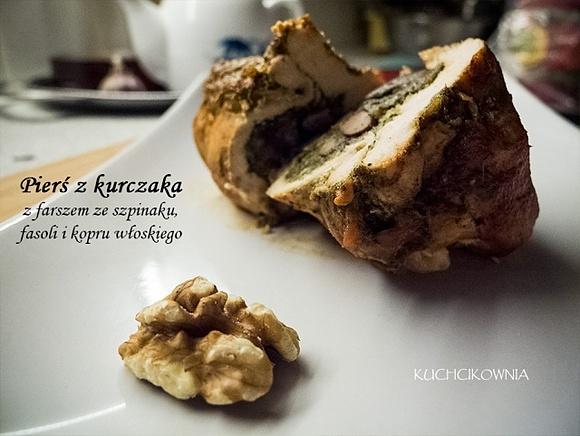 Pierś z kurczaka z farszem ze szpinaku, fasoli i kopru włoskiego
