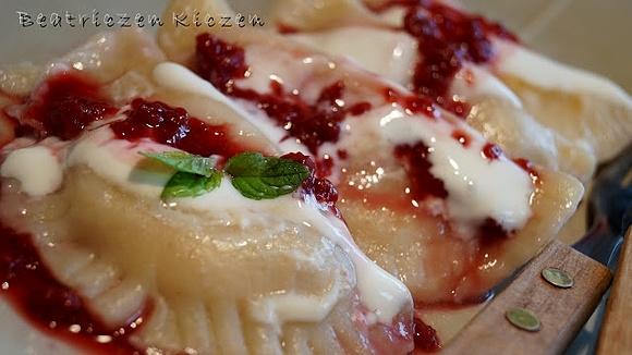 Pierogi wiśniowe z twarogiem