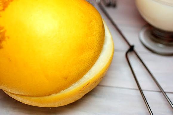 Waniliowy koktajl z pomelo