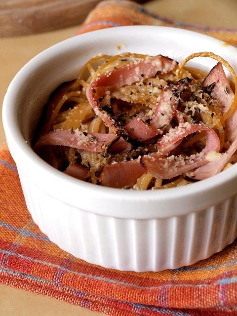 Lekkie jogurtowe spaghetti zapiekane w kokilkach