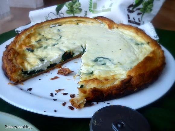 Tarta ze szpinakiem na cieście francuskim