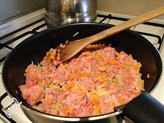 Lasagne z mielonym mięsem i warzywami
