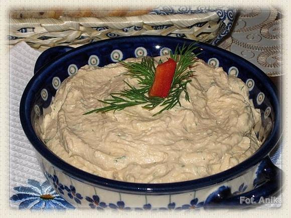 Pasta z wędzonego łososia do pieczywa