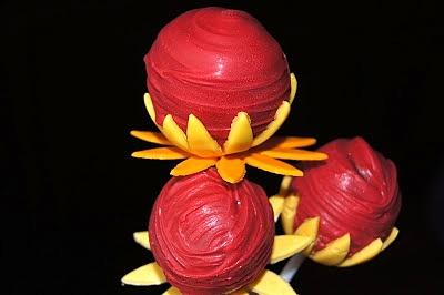 Kwitnące cake popsy na Dzień Kobiet