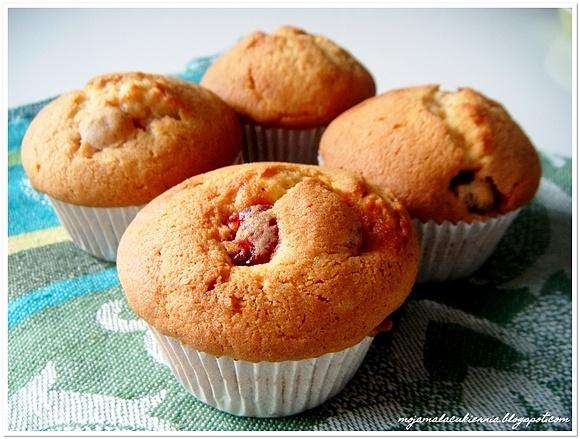 Muffiny z wiśniami