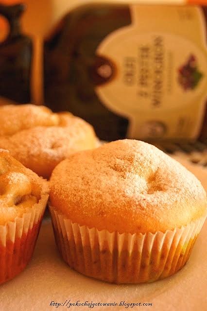 Muffiny z kawałkami banana