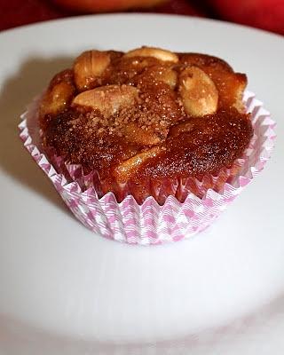 Cudne muffinki z jabłkami i cynamonem