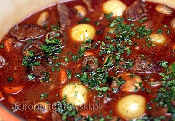 Wołowina po burgundzku i prowansalsku czyli boeuf bourguignon i daube de boeuf a la provencal