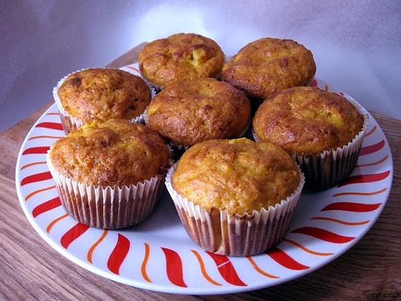Muffinki marchewkowo-pomarańczowe