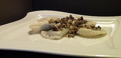 Pierogi z czekoladą i solą morską