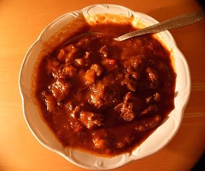 Boeuf Stroganow z ciemnym piwem