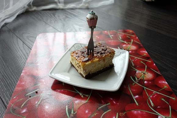 Sernik na mleku skondensowanym z spodem z brownie