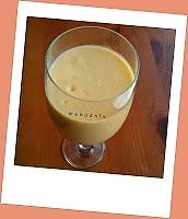 Koktajl a'la lassi z mango
