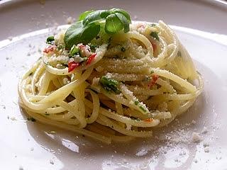 Makaron aglio e olio w 10 minut