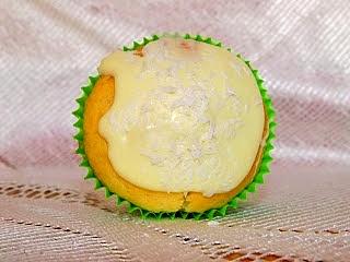 Muffiny kokosowe z cytrynową nutą