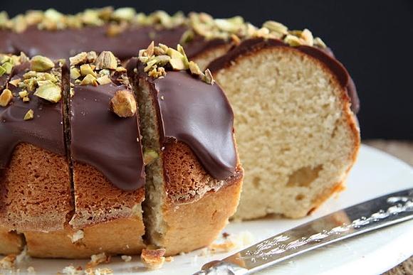 Babka na maślance z kardamonem